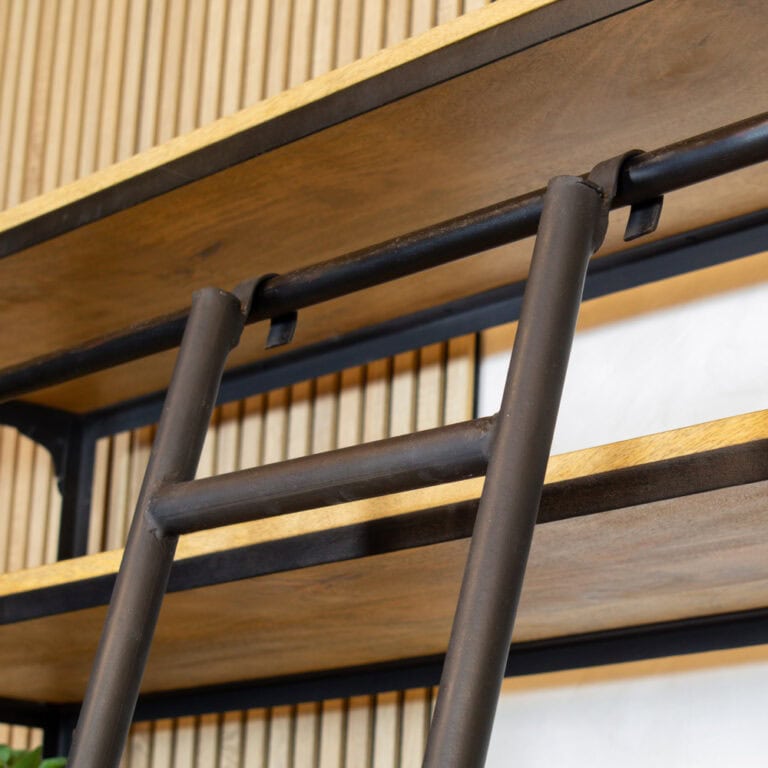 Boekenkast Industriele Kast/boekenkast/wandkast Met Massief Hout En Een Metalen Zwart Frame