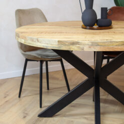 Morada eettafel industrieel rond mango hout