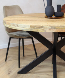 Morada eettafel industrieel rond mango hout