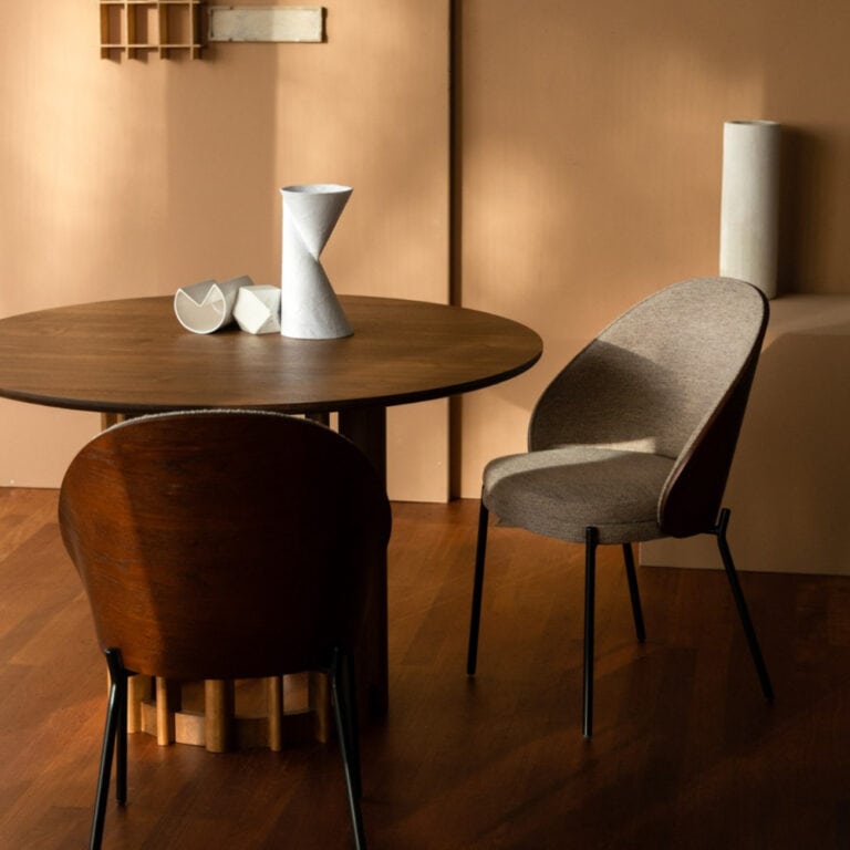 Eettafel Rond 120cm - Wit Keramisch - Kolompoot - Malia | Leen Bakker