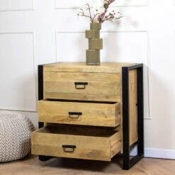 Britt Ladenkast 3 lades mangohout 80cm