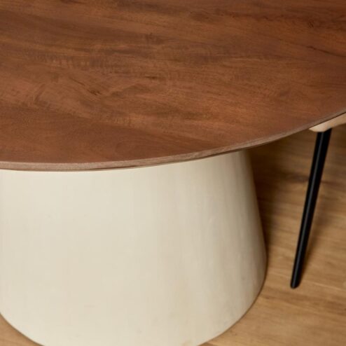 Eettafel Martin Walnoot rond 130 cm