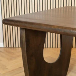 Tobias Eetkamertafel Walnoot