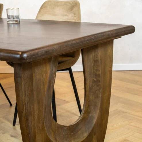 Tobias Eetkamertafel Walnoot