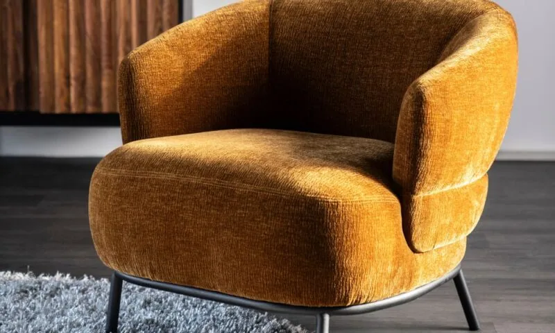 Okergeel combineren? Creëer een warm kleurenpalet voor je woonkamer