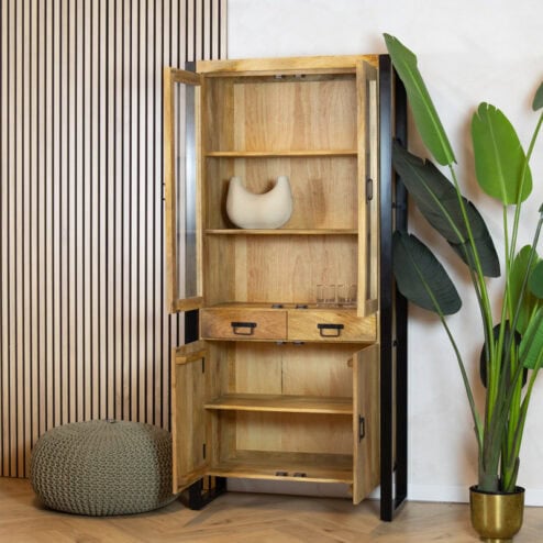 Britt Vitrinekast naturel 2 lade 2 deurs 90cm