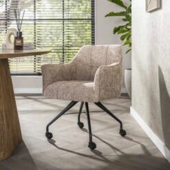 Kelly Eetkamerstoel met wieltjes Hoven zand