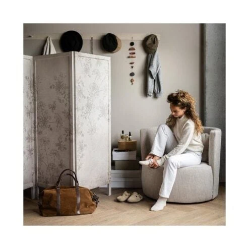 Explore Fauteuil bouclé naturel