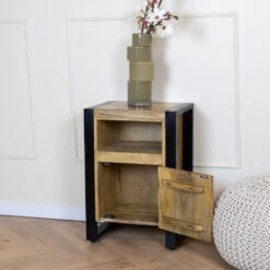 Britt Nachtkastje naturel deur links 45cm